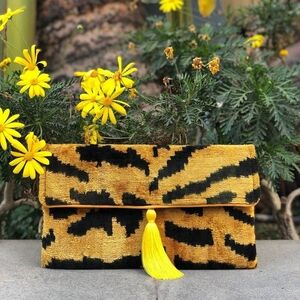 Acireale Silk Clutch
Sale Yellow and Black Clutch Bag